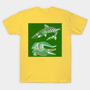 the shark and the alligator in swamp pattern fight T-Shirt